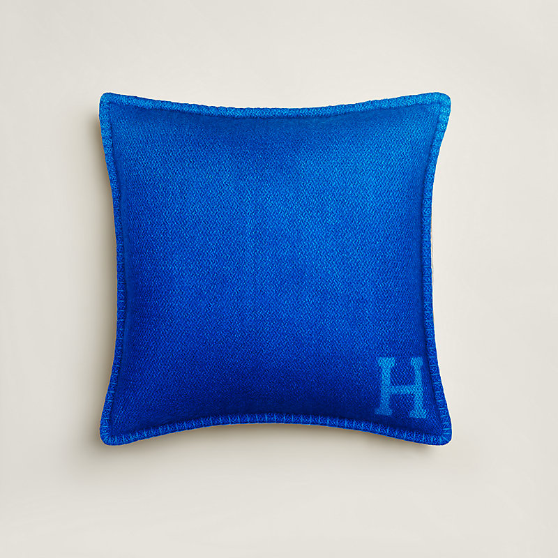 yack-n-dye-pillow--103206M 05-
